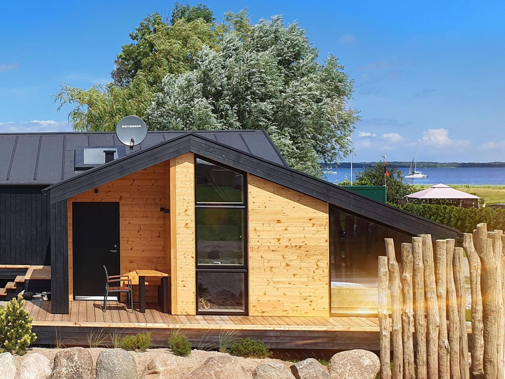 Werder Chalet -- Wolke 7 -- Ostsee-Strand 150M I Sauna I Ekamin I Tiny House Fuer 2 Personen I By "Meyers Am Meer" Boiensdorf Exterior photo